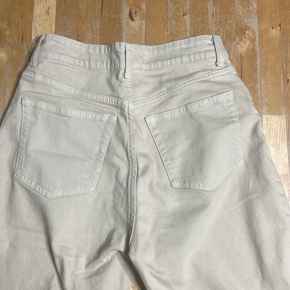 Women’s H&M jeans - Picture 6 of 11